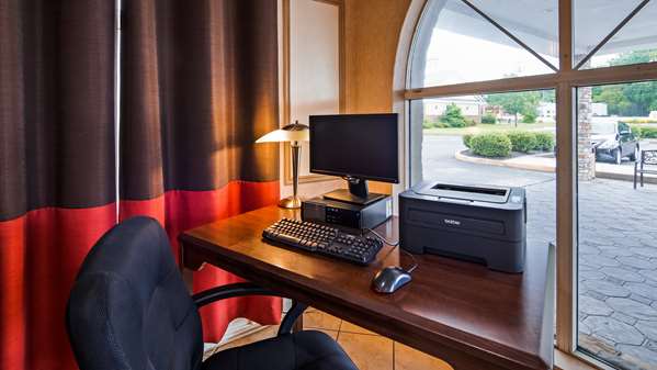 Conference Area - Best Western Hazlet Inn