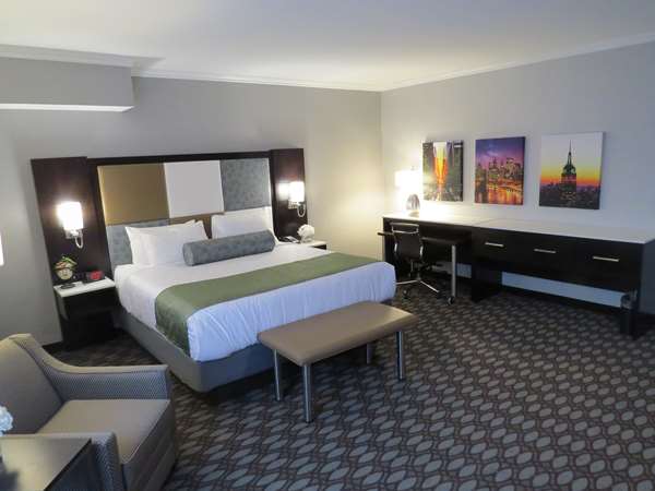  - Best Western Premier NYC Gateway Hotel North Bergen