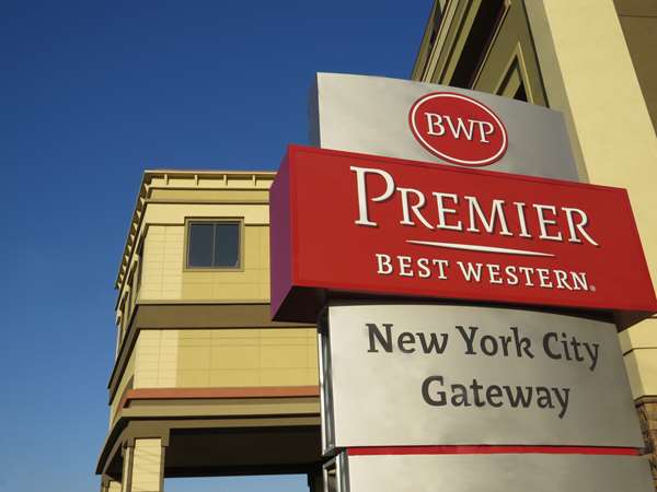 Exterior view - Best Western Premier NYC Gateway Hotel North Bergen