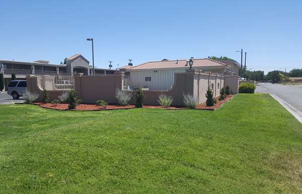 Exterior view - Best Western El Rancho Palacio Motel Roswell
