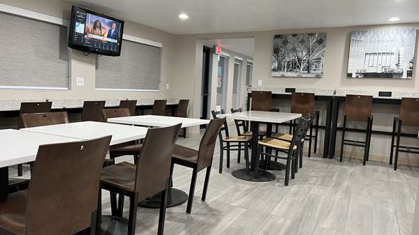 Amenities - Best Western El Rancho Palacio Motel Roswell