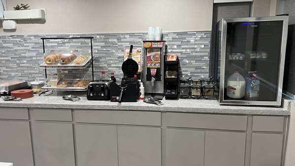 Amenities - Best Western El Rancho Palacio Motel Roswell