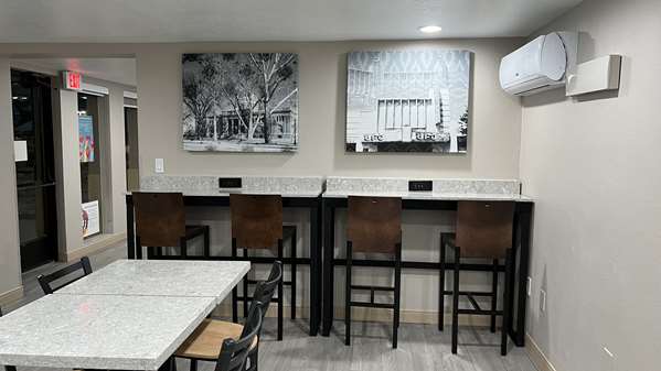 Amenities - Best Western El Rancho Palacio Motel Roswell