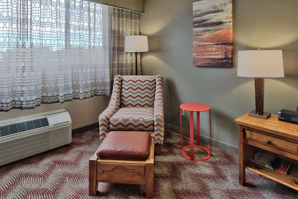  - Best Western Plus Rio Grande Inn Albuquerque - I-40, Exit 157A