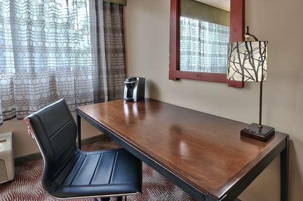  - Best Western Plus Rio Grande Inn Albuquerque - I-40, Exit 157A