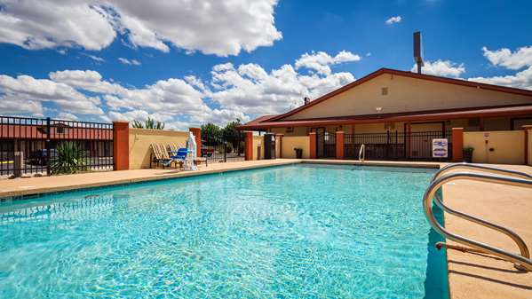 Pool - Best Western Santa Rosa Inn - I-40, Exit 277