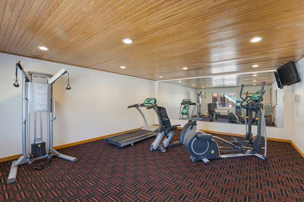 Fitness/ Exercise Room - Best Western Kokopelli Lodge Clayton