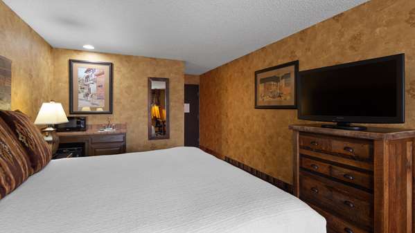 - Best Western Plus Inn of Santa Fe