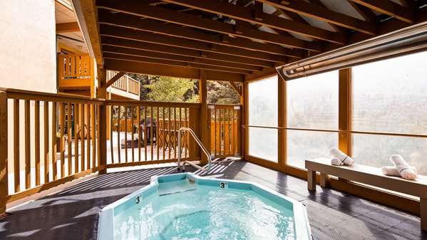 Pool - Best Western River's Edge Inn Red River