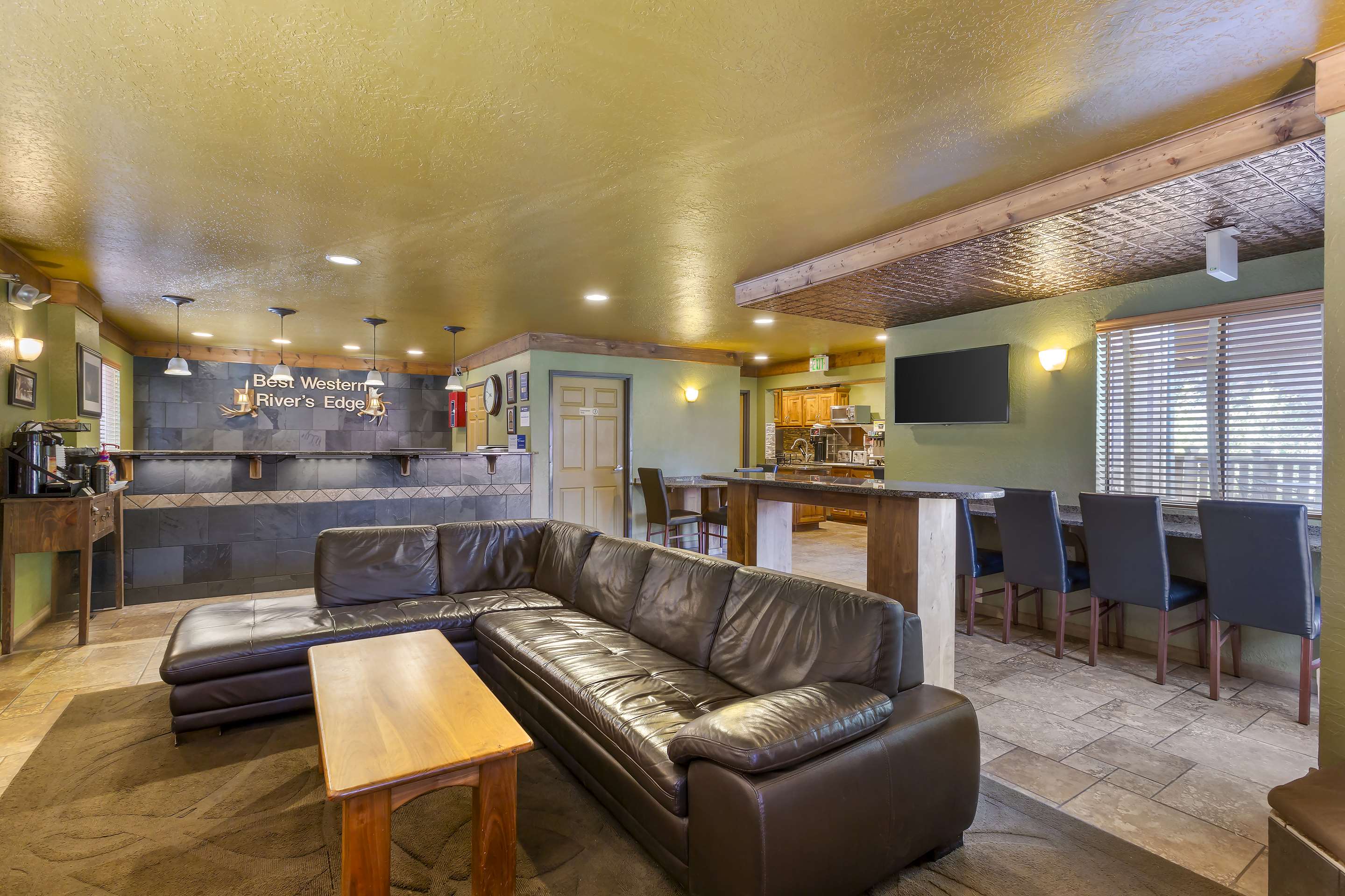 Lobby | Best Western Rivers Edge