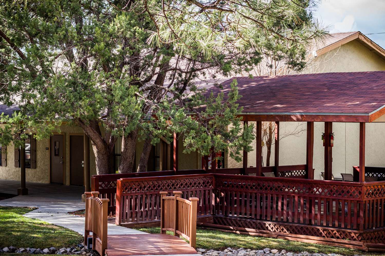 Best Western Pine Springs Inn Ruidoso, NM See Discounts
