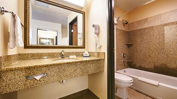  - Best Western Territorial Inn & Suites Bloomfield