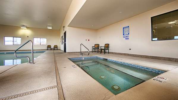 Pool - Best Western Territorial Inn & Suites Bloomfield