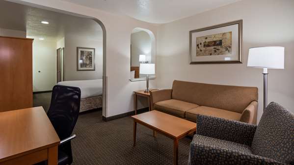  - Best Western Hotel & Suites Socorro - I-25, Exit 150