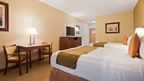  - Best Western Plus Montezuma Inn & Suites Las Vegas - I-25, Exit 347