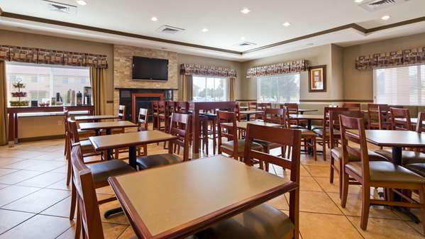 Amenities - Best Western Plus Montezuma Inn & Suites Las Vegas - I-25, Exit 347