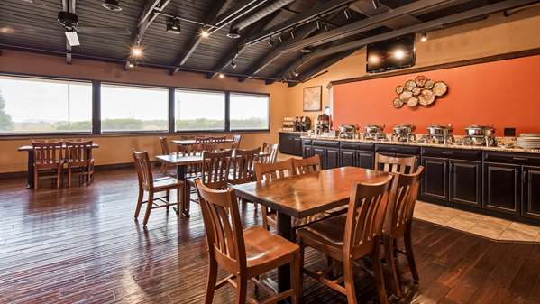 Amenities - Best Western Plus Raton Inn - I-25, Exit 451