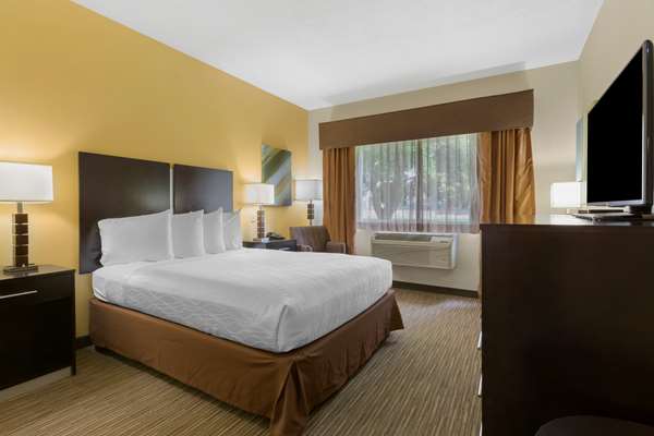  - Best Western Plus Four Corners Hotel Farmington