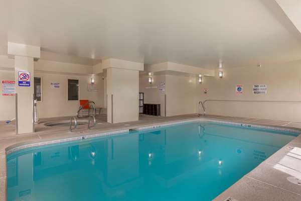 Pool - Best Western Plus Four Corners Hotel Farmington