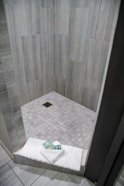  - Best Western Buffalo Inn