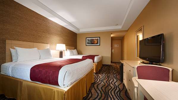  - Best Western Summit Inn Niagara Falls