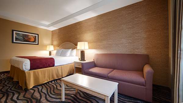  - Best Western Summit Inn Niagara Falls