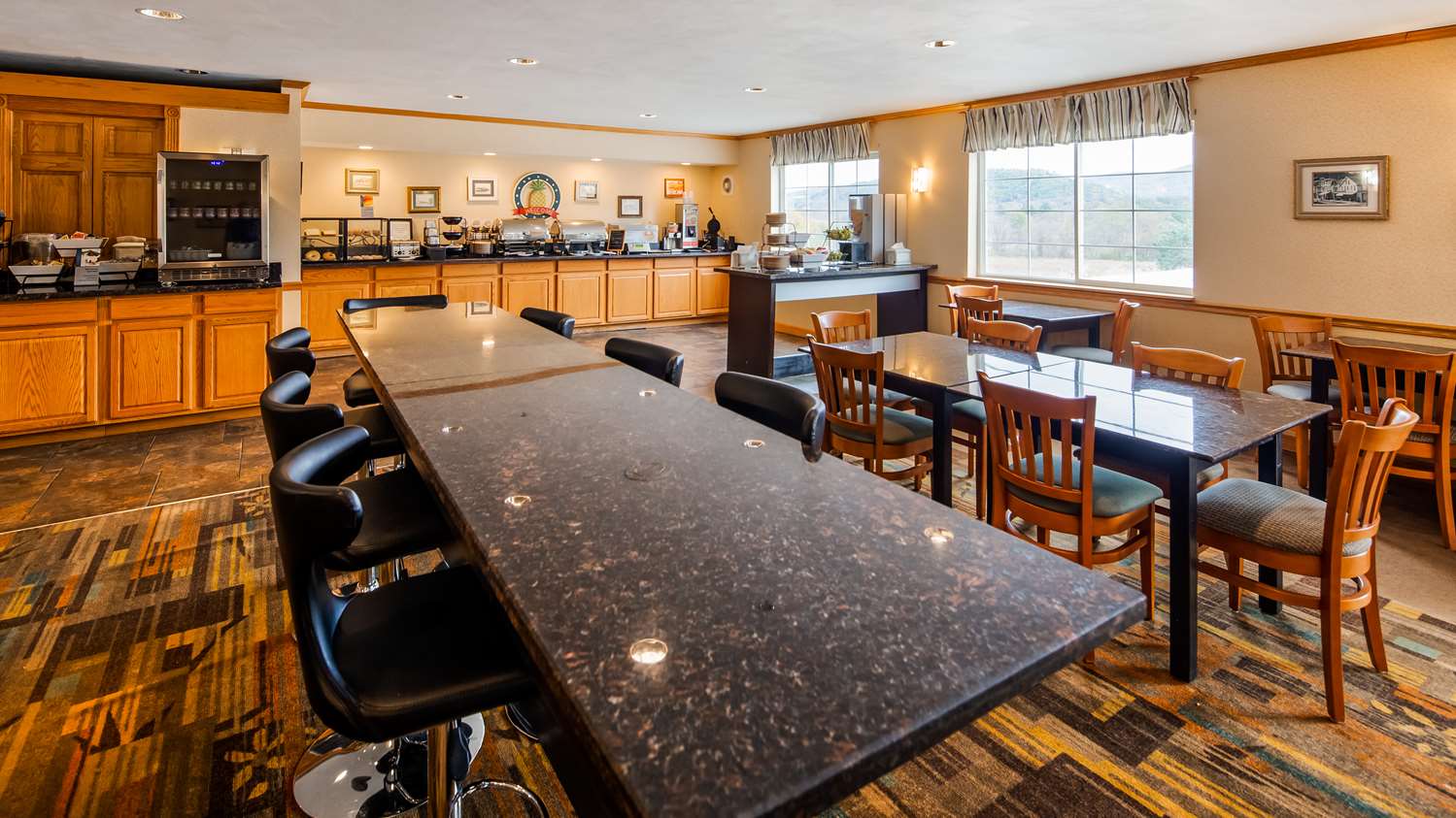 Best Western Cooperstown Inn & Suites, NY - See Discounts