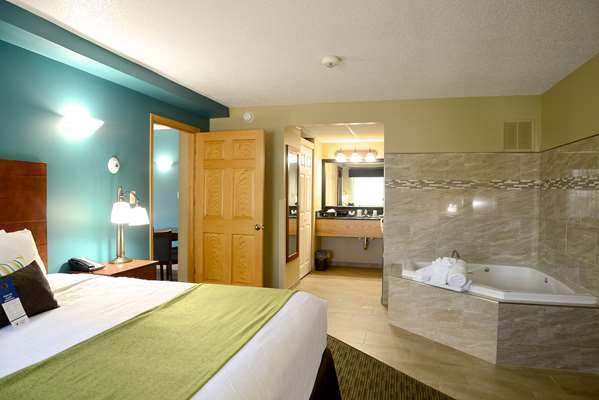 Suite - Best Western Plus Plattsburgh Hotel