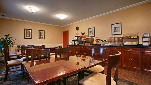 Amenities - Best Western Queens Court Hotel Flushing Queens