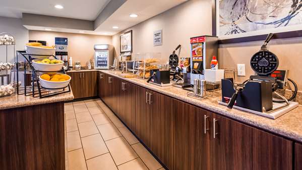 Amenities - Best Western Plus Liverpool Syracuse Inn & Suites - I-90, Exit 37