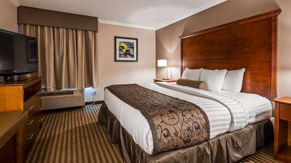  - Best Western Plus Liverpool Syracuse Inn & Suites - I-90, Exit 37