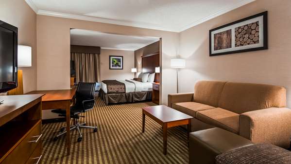  - Best Western Plus Liverpool Syracuse Inn & Suites - I-90, Exit 37