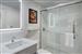 King Room Bathroom
