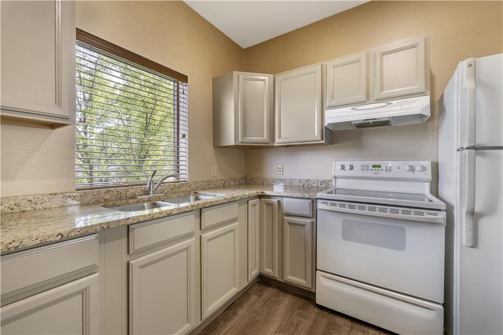Best Western Plus University Inn-guestroom-Guest Room,On-Site.jpg