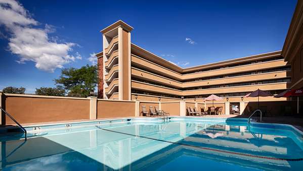 Pool - Best Western Mill River Manor Hotel Rockville Centre