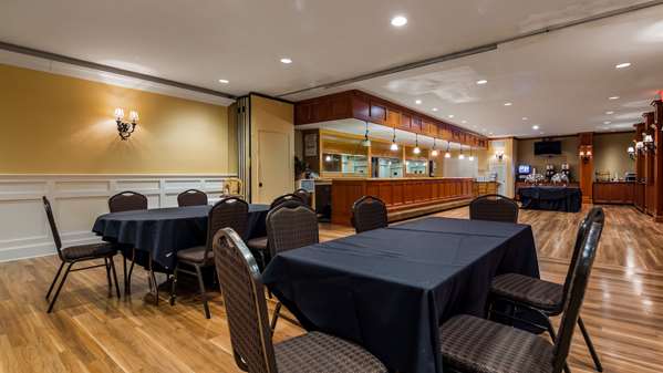 Amenities - Best Western Mill River Manor Hotel Rockville Centre