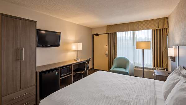 - Best Western Mill River Manor Hotel Rockville Centre