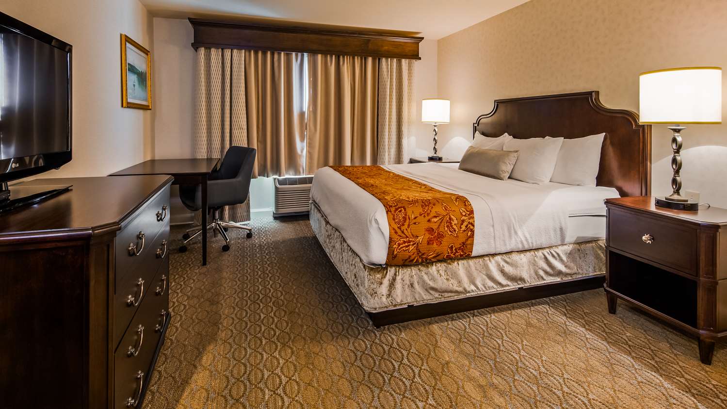 Best Western Plus Vineyard Inn & Suites Penn Yan, NY See Discounts