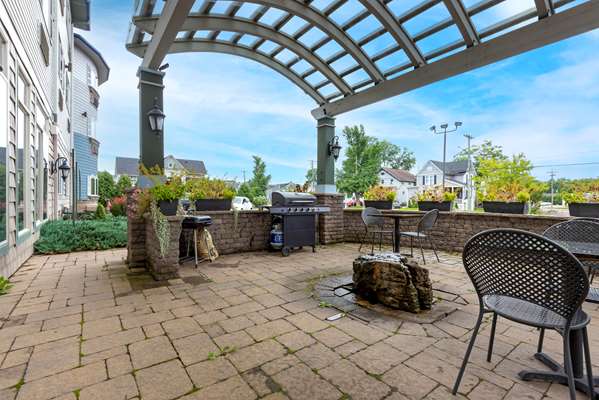  - Best Western Plus Vineyard Inn & Suites Penn Yan