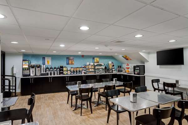 Amenities - Best Western Plus Brooklyn Bay Hotel Coney Island