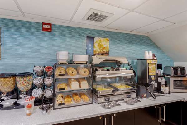 Amenities - Best Western Plus Brooklyn Bay Hotel Coney Island