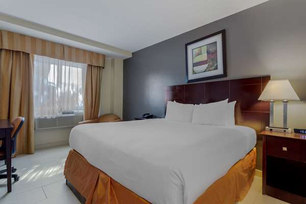  - Best Western Plus Brooklyn Bay Hotel Coney Island
