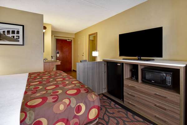  - Best Western Marketplace Inn Rochester - I-390, Exit 14B