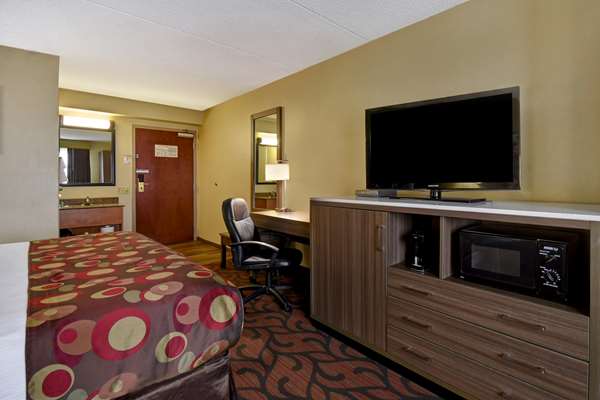  - Best Western Marketplace Inn Rochester - I-390, Exit 14B