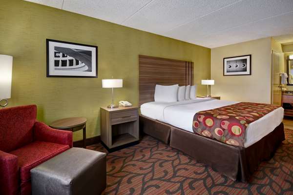  - Best Western Marketplace Inn Rochester - I-390, Exit 14B