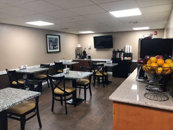 Amenities - Best Western Queens Jamaica Inn