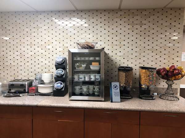 Amenities - Best Western Queens Jamaica Inn