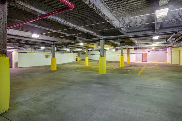  - Best Western Plus Plaza Hotel Long Island City Queens