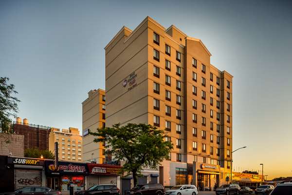 Exterior view - Best Western Plus Plaza Hotel Long Island City Queens