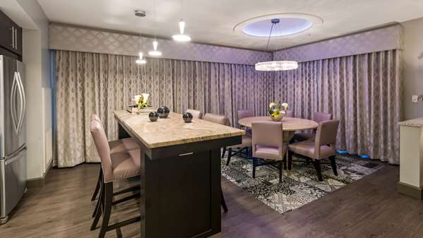 Suite - Best Western Plus Franklin Square Inn Troy